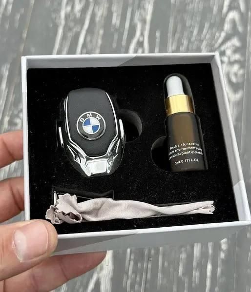Набір 6в1 Premium: обкладинка + аромат VIP + чохол + брелок + щітка + проектори BMW S10-115457984 фото